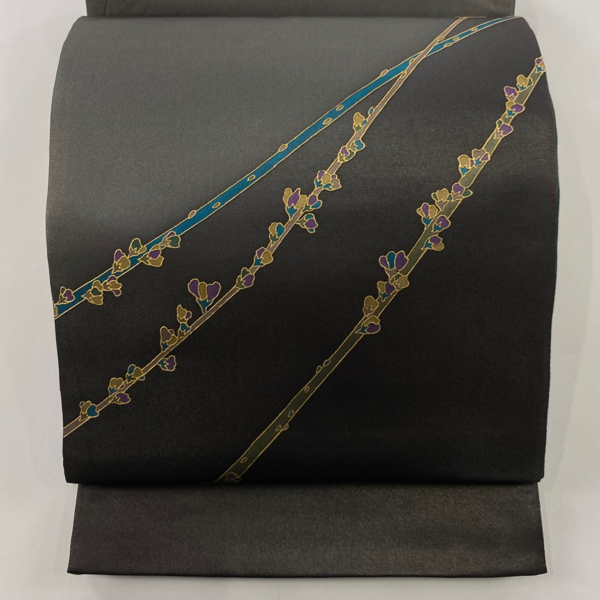 袋帯 秀品 蕾 枝 金彩 箔 墨色 お太鼓柄 正絹 【中古】拍卖