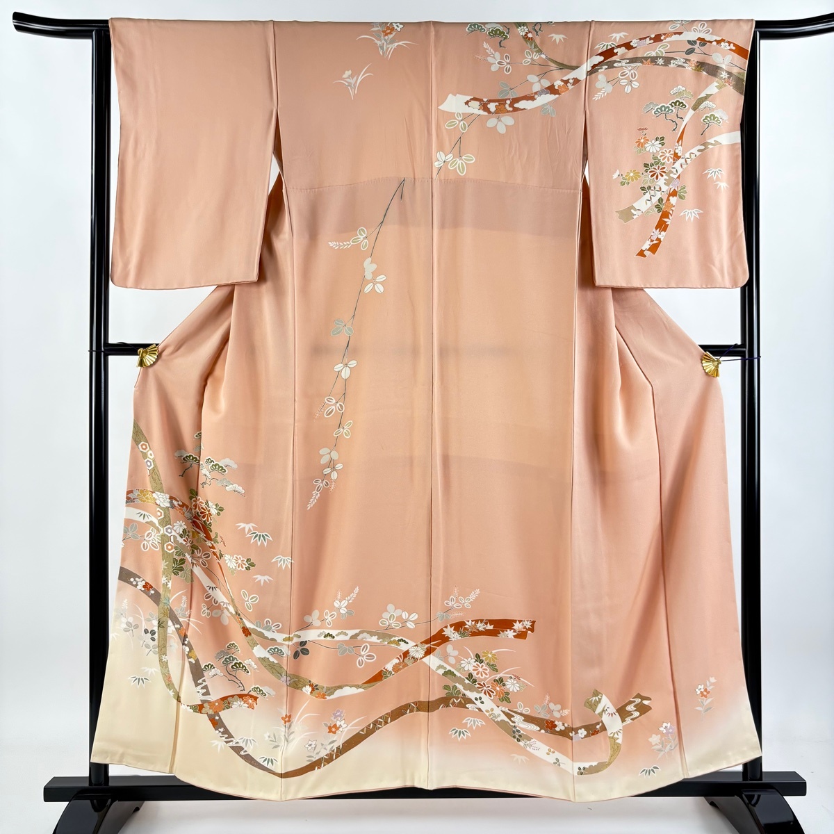 訪問着 身丈156cm 裄丈64cm M 袷 蔓帯 菊 金糸 金彩 ピンクベージュ 正絹 秀品 【中古】拍卖