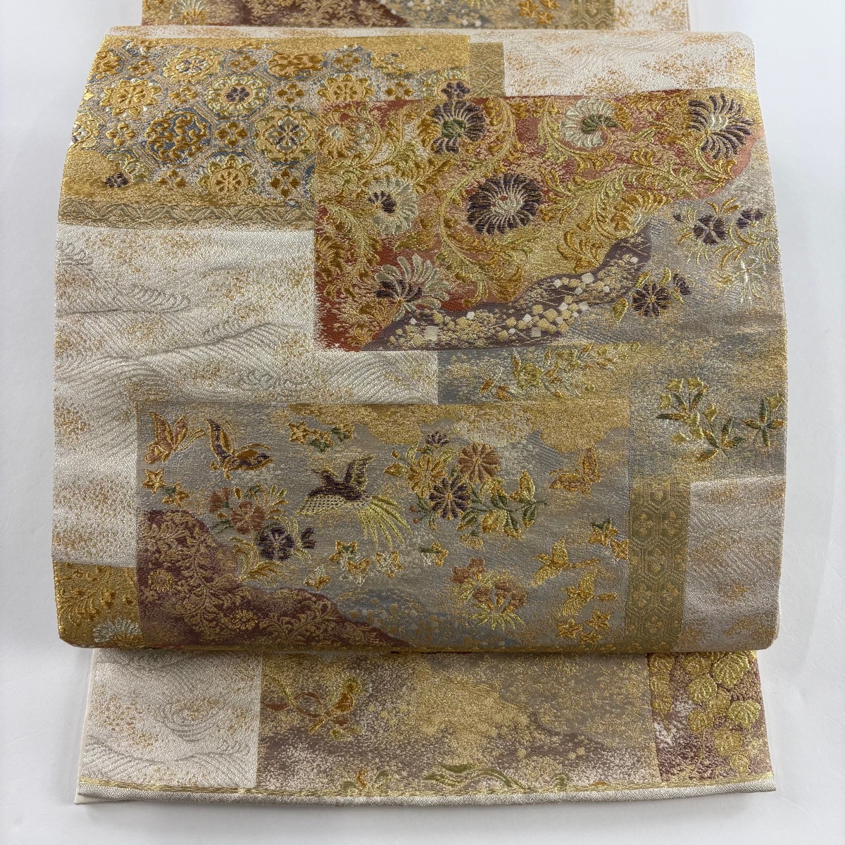 袋帯 美品 秀品 草花 和楽器 金銀糸 箔 ベージュ 六通 正絹 【中古】拍卖