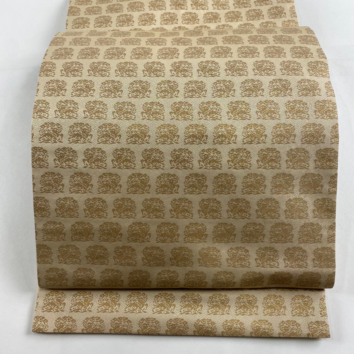 【美品】 袋帯 秀品 落款 あらいそ 幾何学 箔 灰茶 全通 正絹 【中古】拍卖