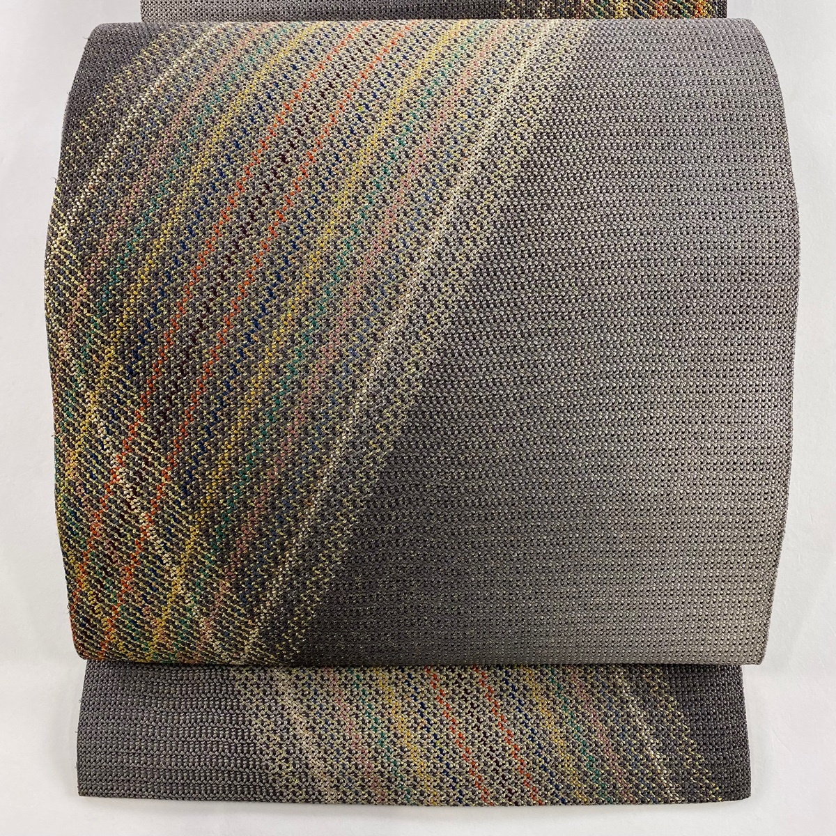 【美品】 名古屋帯 秀品 八寸名古屋帯 松葉仕立て 斜縞 金糸 灰紫 正絹 【中古】拍卖