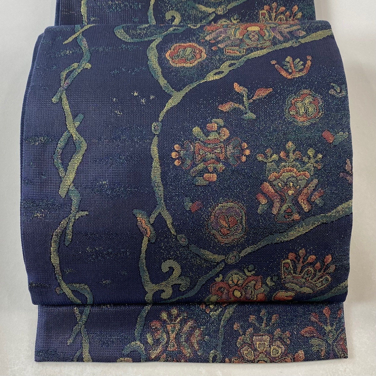 袋帯 美品 秀品 草花 唐草 箔 紺色 六通 正絹 【中古】拍卖