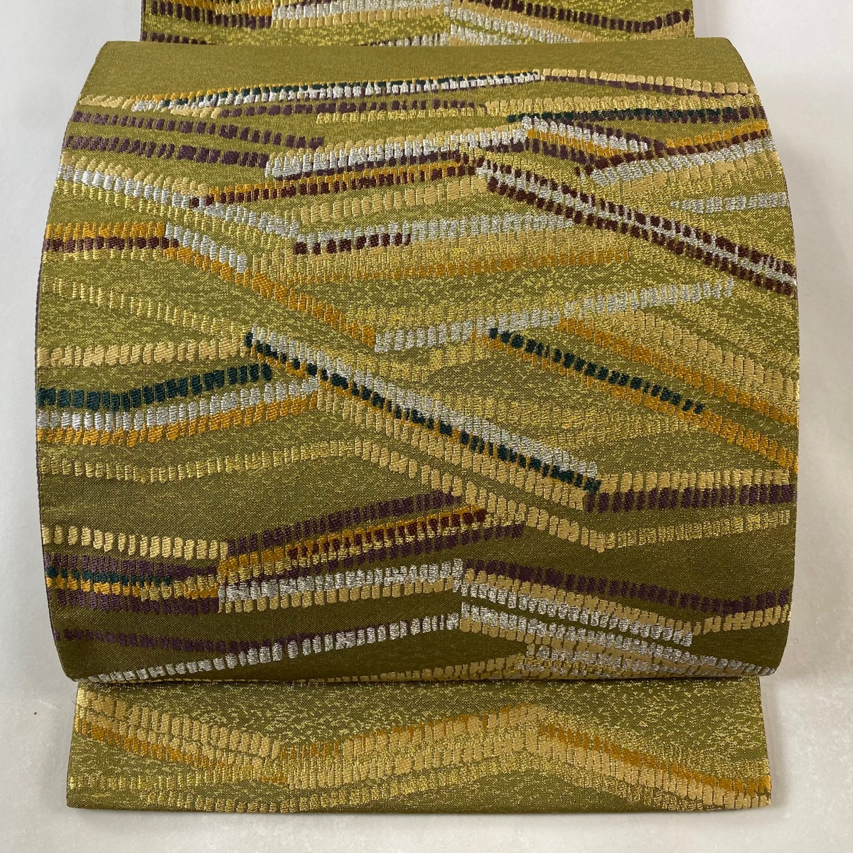 袋帯 美品 秀品 幾何学模様 金銀糸 箔 鶯色 六通 正絹 【中古】拍卖
