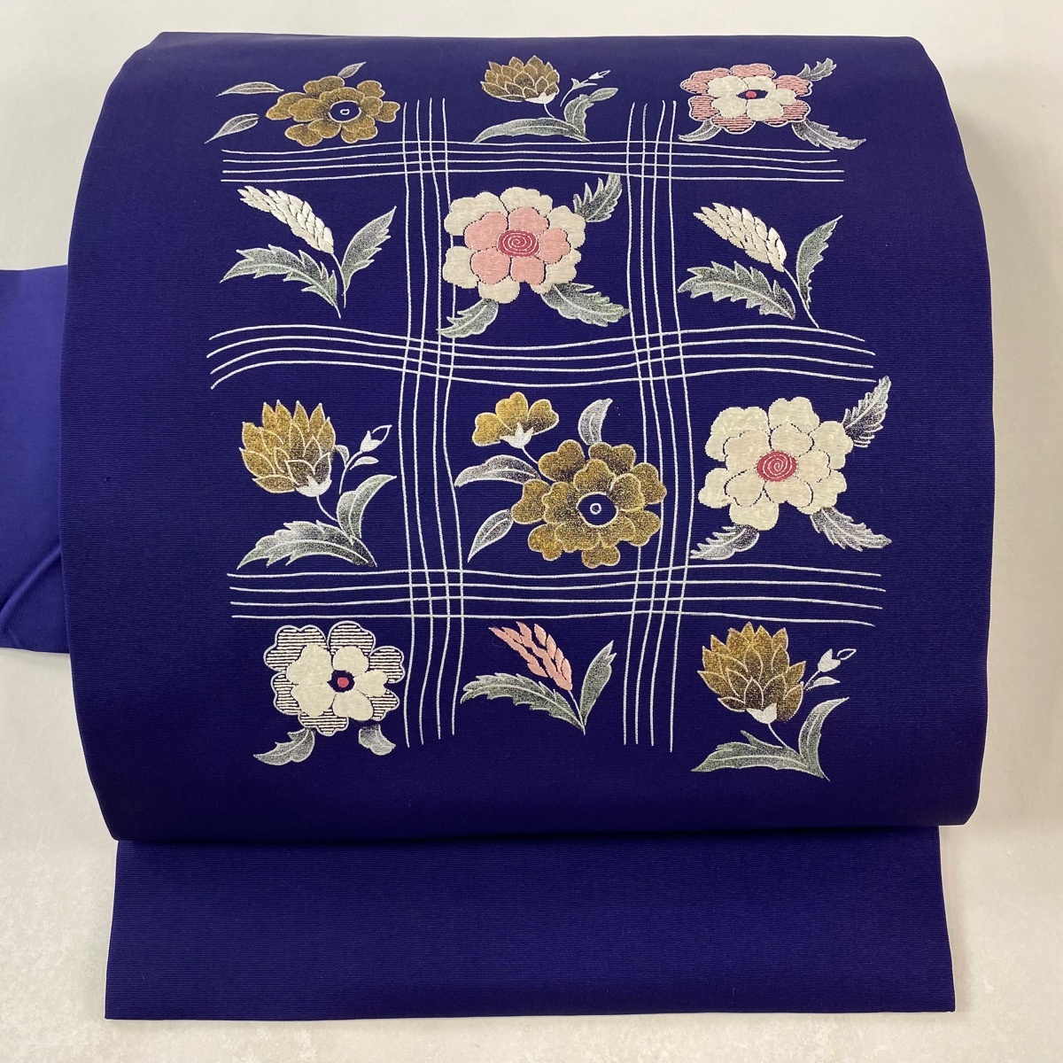 名古屋帯 優品 草花 格子 刺繍 金銀彩 青紫 正絹 【中古】拍卖