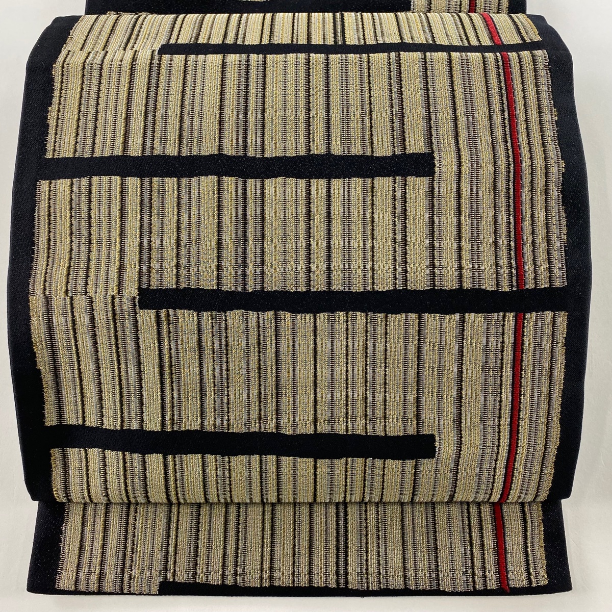 袋帯 美品 名品 大久保玄才 落款 幾何学模様 縞 金糸 黒 六通 正絹 【中古】拍卖