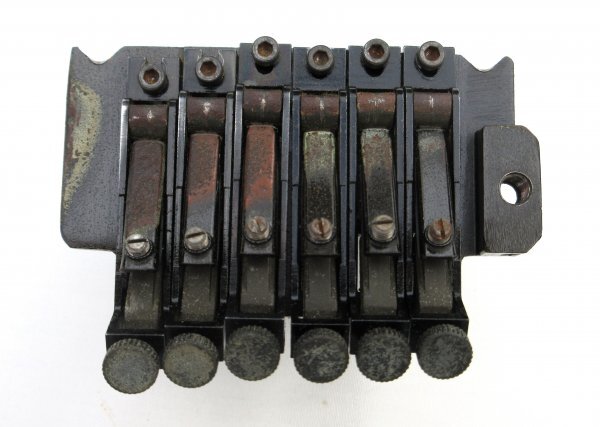 YAMAHA ヤマハ Rockin'Magic 初代 鉄ブロック 希少品 分解清掃済みの完動品 ブラック 84年製YAMAHA SE700HE拍卖