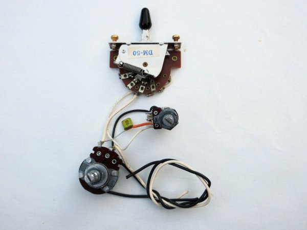 FERNANDES フェルナンデス DM-50型5点式スイッチ&電装 トーンはPUSH/PUSH 92年製FERNANDES FR-60M拍卖