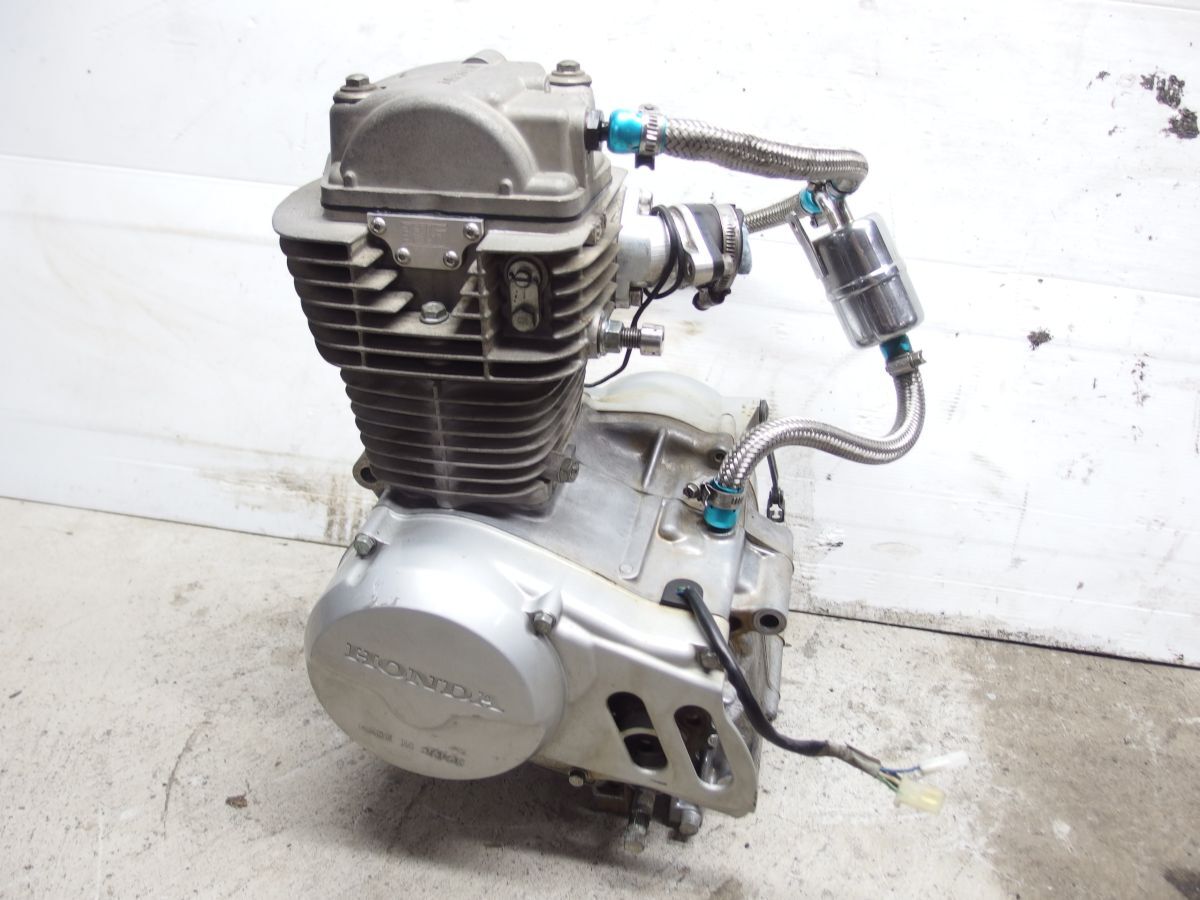 ホンダ XR100 モタード ヨシムラ 125㏄ ボアアップエンジン デイトナヘッドカバー HA-364【C7】 HD13 -12003拍卖