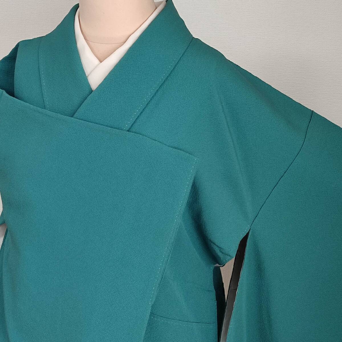 即決■着物の越田■裄64.5身丈161.5 正絹 色無地 美品 一つ紋 作家物 落款有り 寿童 四丈物 八掛におしどり 緑系■む02E10拍卖