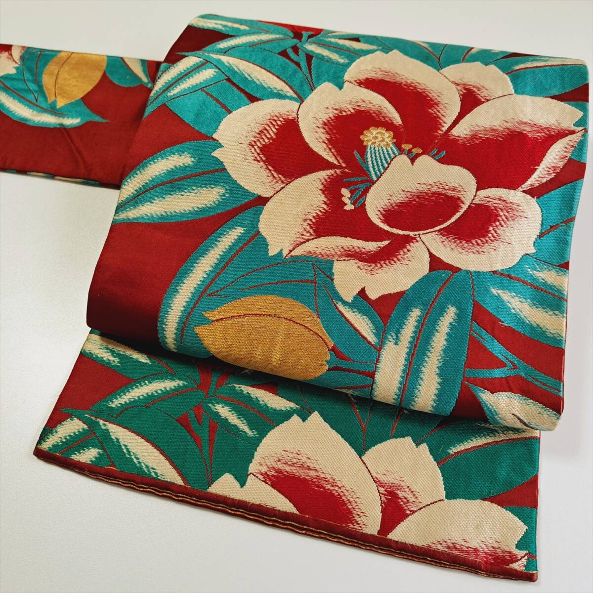 即決■着物の越田■幅31.5長さ344.5 正絹 アンティ―ク 名古屋帯 名古屋仕立て 花 大柄 華やか お太鼓柄 金糸あり ■み13J05拍卖