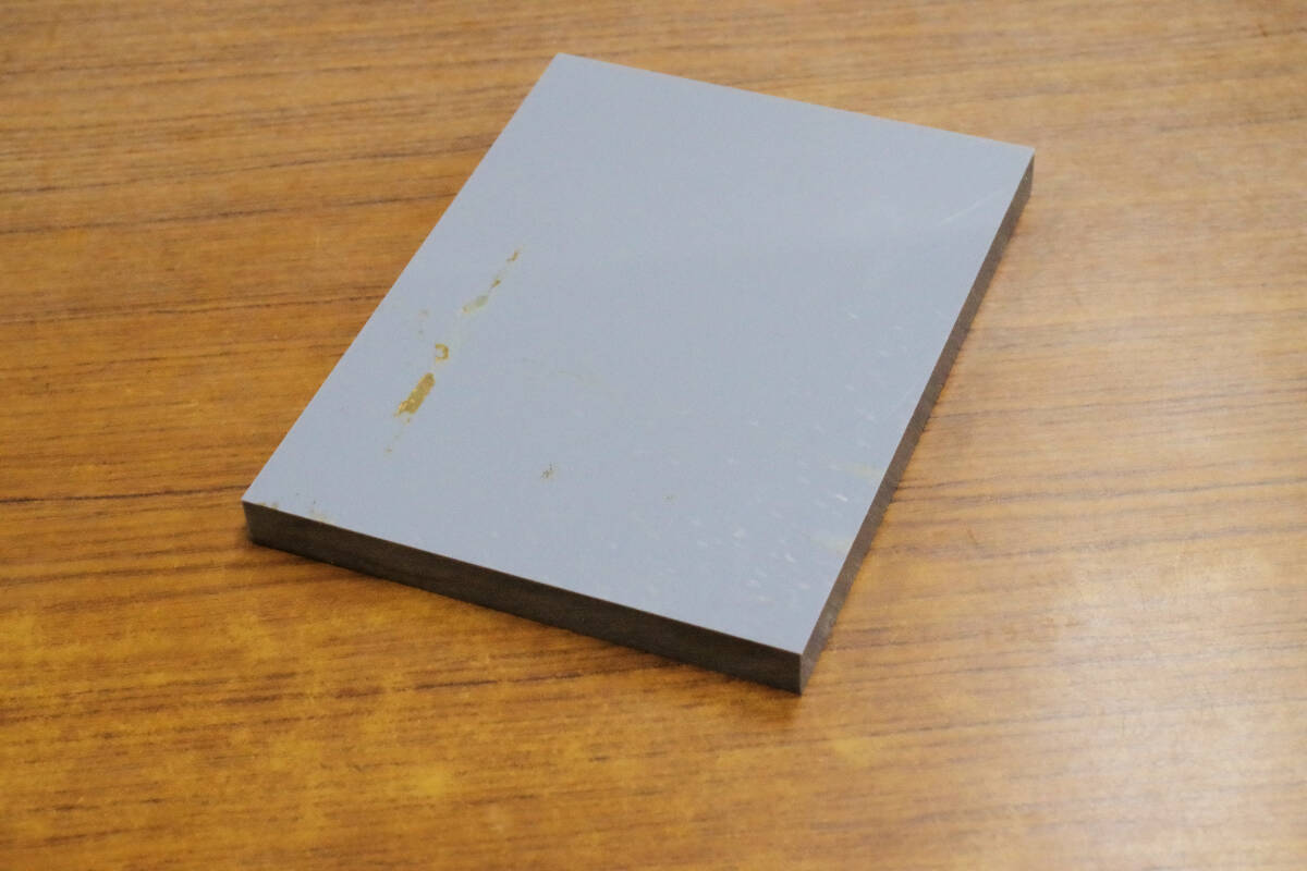 PVCグレー(グレー塩ビ)板材規15t 有190×有140 (残材)B□材料 拍卖