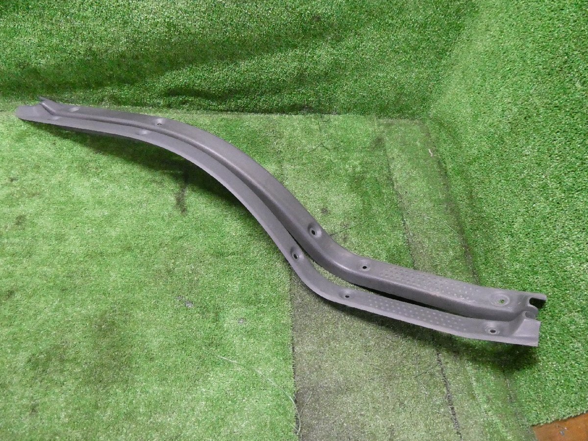 【A68248】 ◇タイタン LHR85A 左右 スカッフプレート拍卖