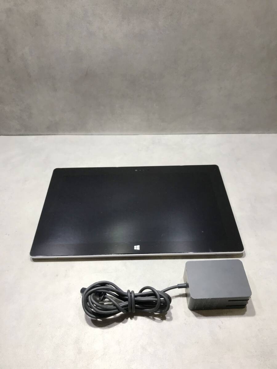 S12134◎Microsoft Surface 32GB タブレットPC WindowsRT 8.1 1572 アダプタ MODEL 1512【現状品】250620拍卖