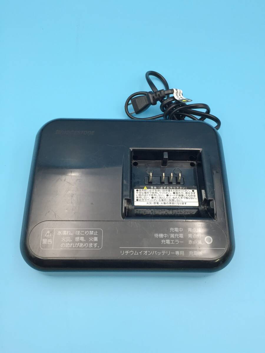 KOJI106△ BRIDGESTONE 電動自転車バッテリー 充電器 P5568 室内保管品 【動作確認済み】250925拍卖