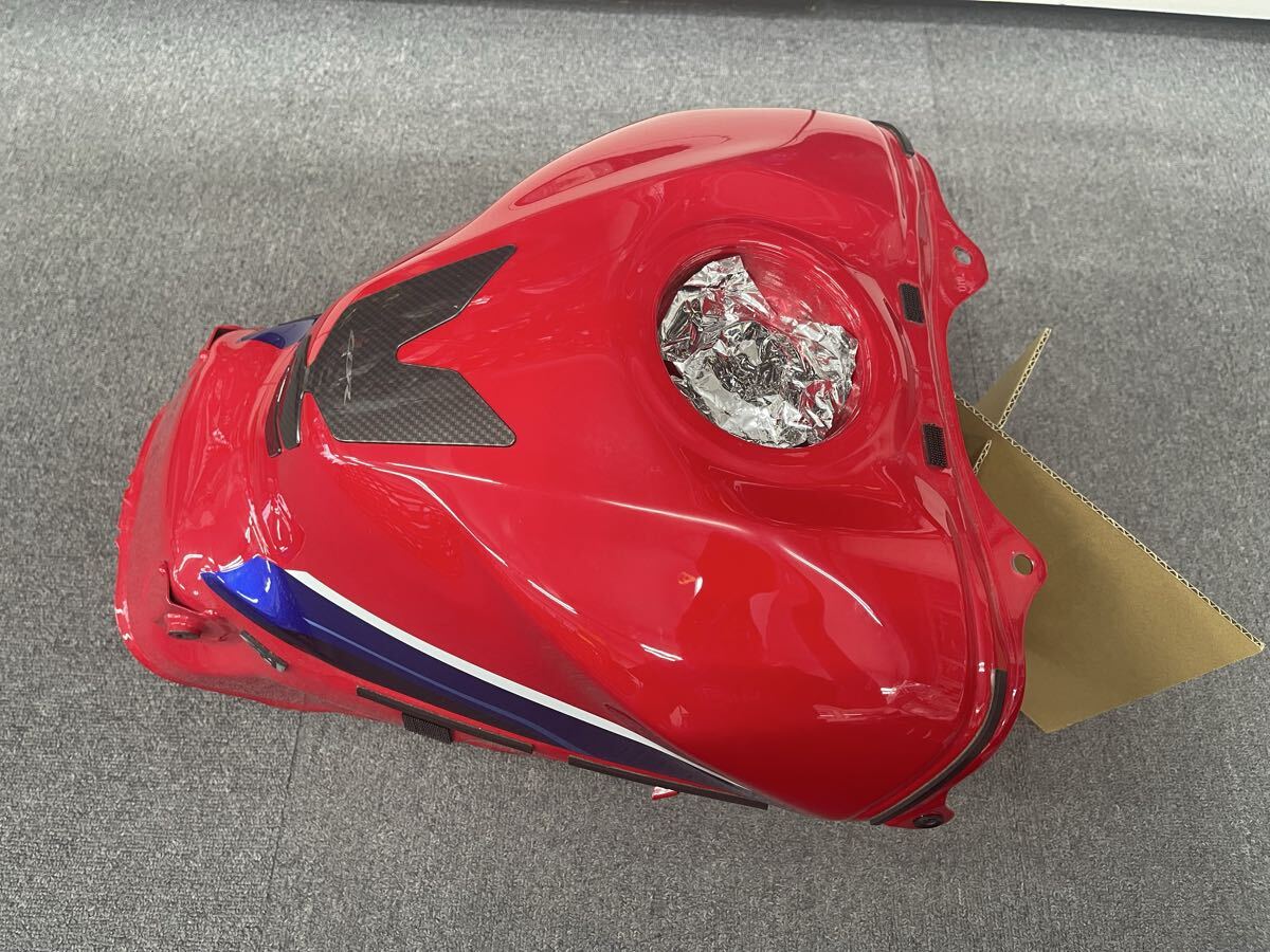2020年モデル ホンダ SC82  CBR1000RR-R ガソリンタンク 中古品拍卖
