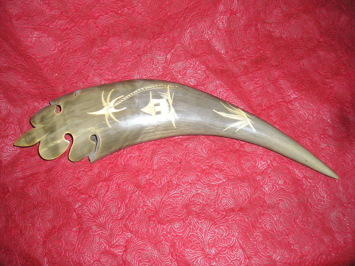 水牛 本物 ◆角 ◆花瓶 ◆壁掛け 【保管/Z】拍卖