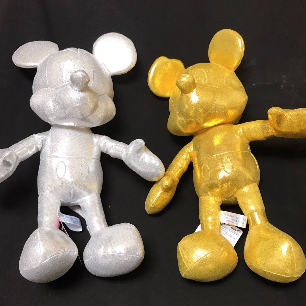 即決 新品 タグ付き★ディズニー ミッキーマウス スペシャル メタリック ぬいぐるみ★約35cm ゴールドとシルバーの計2体拍卖