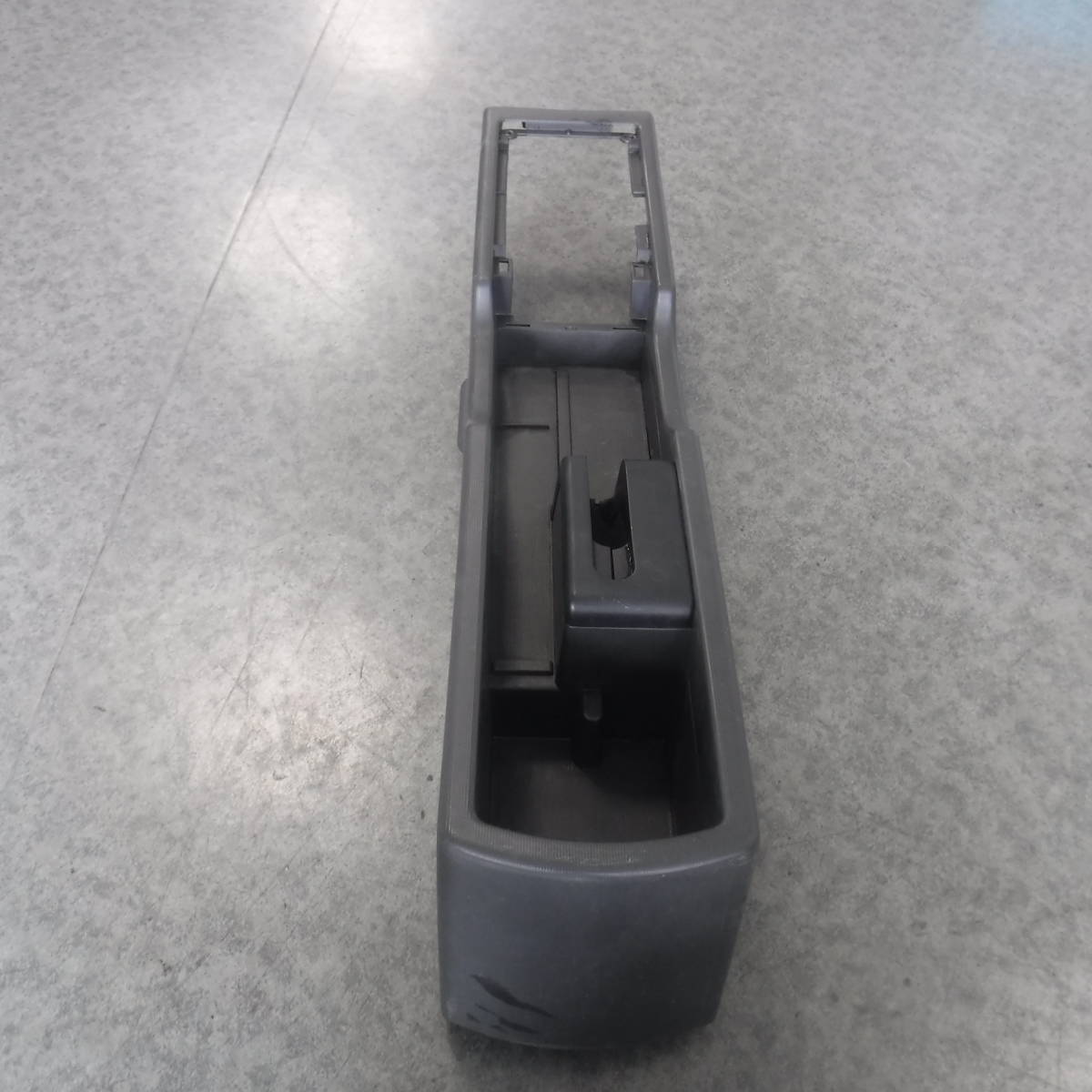 エクストレイルNT30エクストレールT30センター コンソール パネル サイドブレーキ カバー内張りトリム小物入れトレー内貼りX-TRAIL拍卖