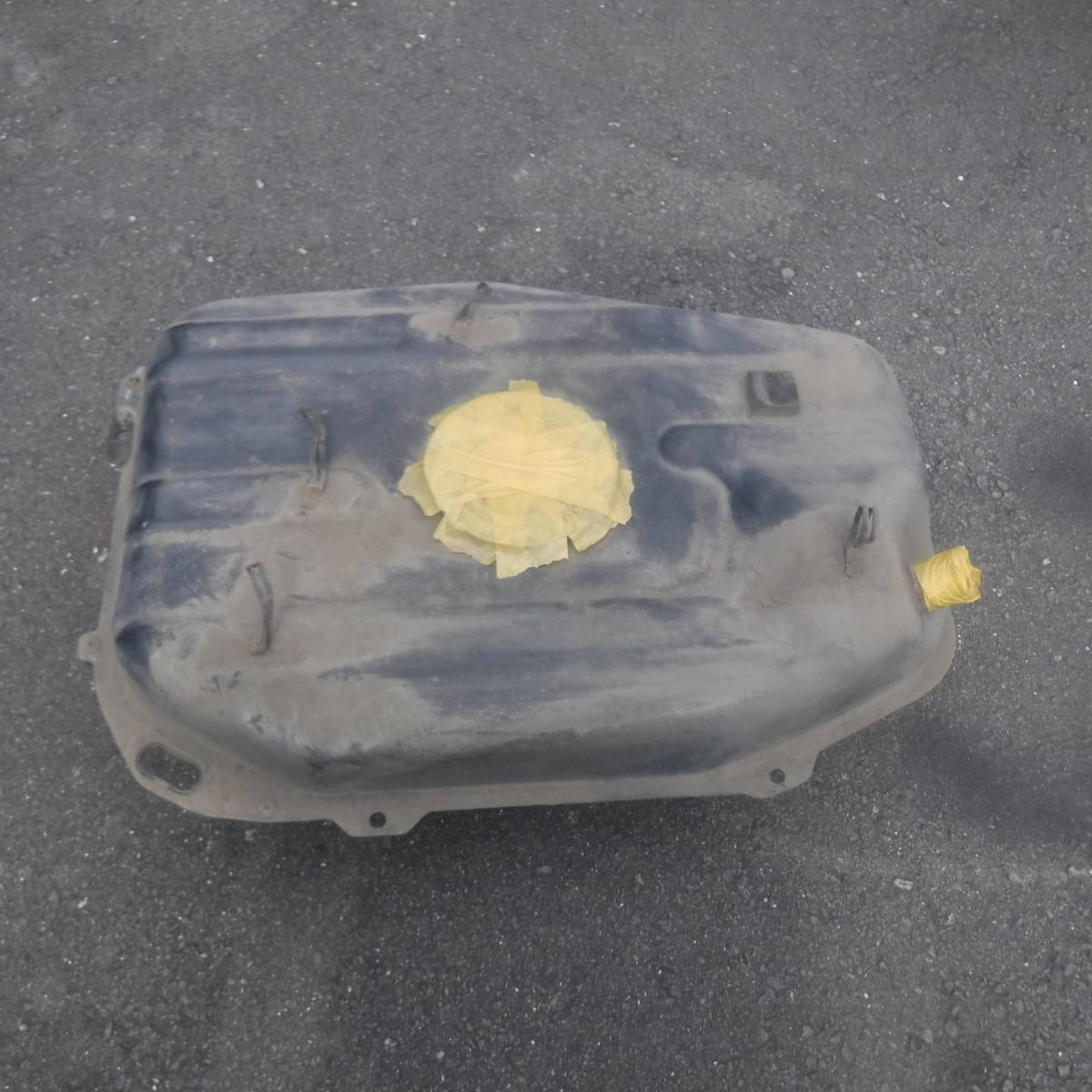 ケイkeiワークスHN22S純正ガソリンタンク 燃料タンク フューエルタンク HN12S 黒ZJ3 部品取り車あります拍卖