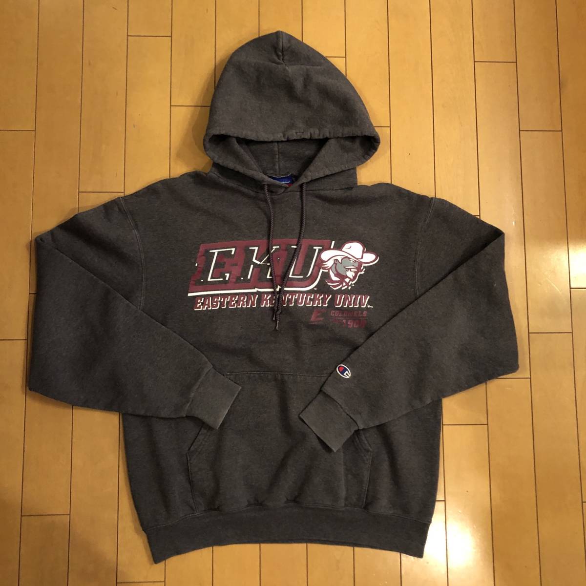 Champion チャンピオン 裏起毛パーカー Mサイズ拍卖