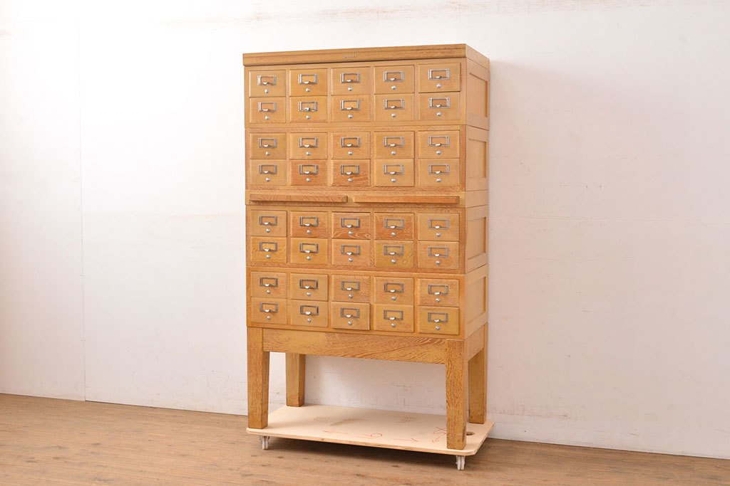 R-050019 レトロ家具 昭和レトロ KIHARA お洒落な店舗什器におすすめのナラ材製ネームプレート付きカードケース(引き出し、チェスト)拍卖