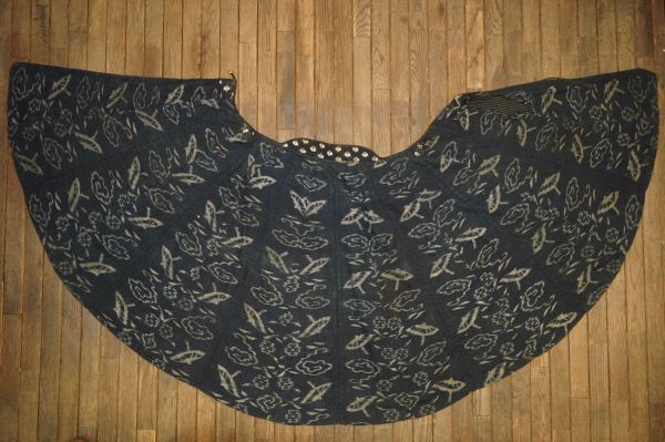 1575S◆昔の道中合羽◆ボロ◆藍染木綿古布◆縞◆絵絣(傘・花・雲?)◆16枚接ぎ◆股旅◆時代劇衣装◆アンティーク拍卖