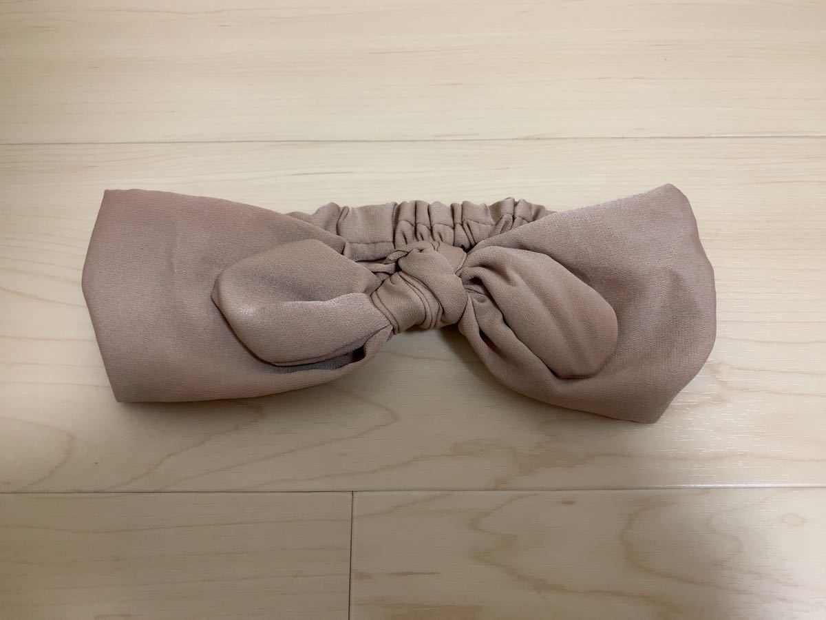 ☆リボン付きヘアバンド☆拍卖