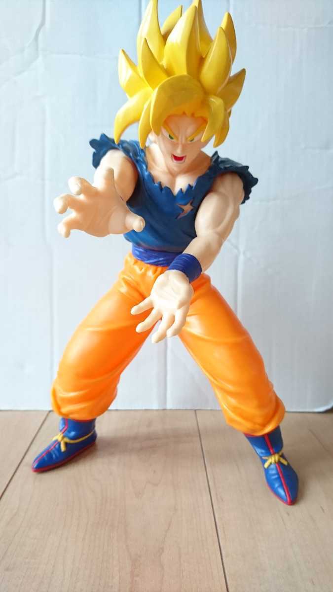 ドラゴンボールZ ビッグソフビフィギュア 超サイヤ人孫悟空 中古拍卖