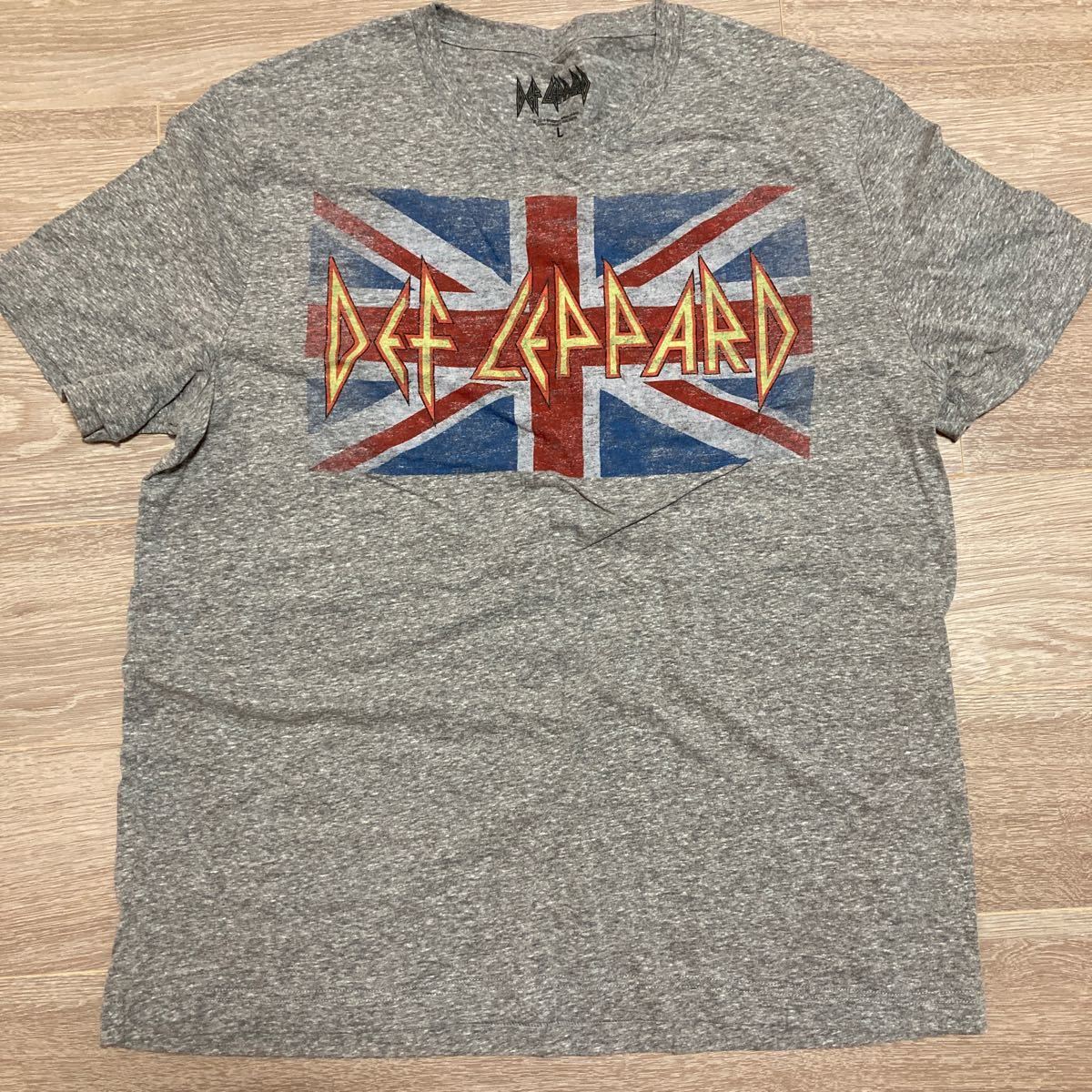 新品未使用Def Leppardデフレパード ユニオンジャックブリテッシュフラッグTシャツ グレー L拍卖