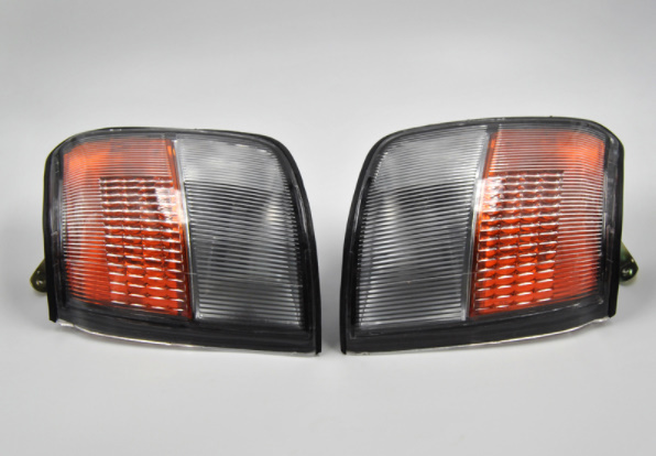 D217  三菱パジェロ 2代目 フロントコーナーレンズ コンビネーション ウィンカー コーナーランプ 左右セット 純正適合社外品拍卖