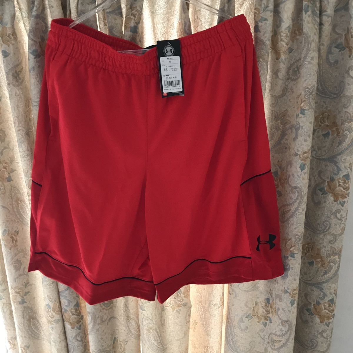 新品アンダーアーマー ハーフパンツ XLサイズ ゲームパンツ バスケ トレーニングパンツ バスケットボール ビッグサイズ 希少サイズ拍卖