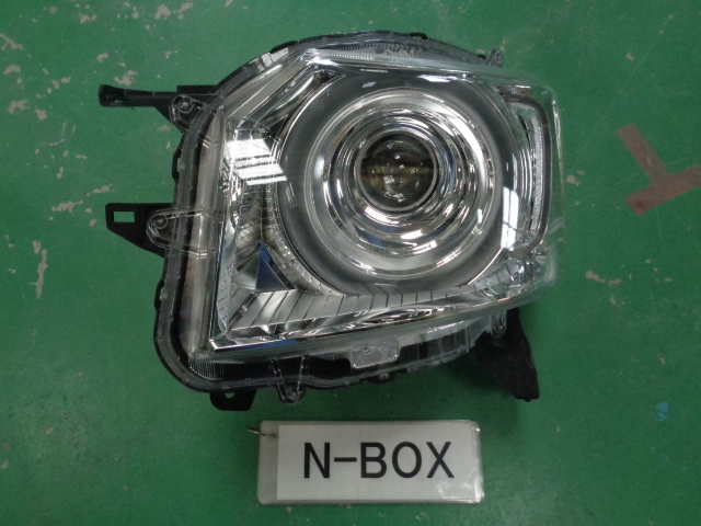 N-BOX JF3 左ヘッドランプユニット LED 即決 5070拍卖