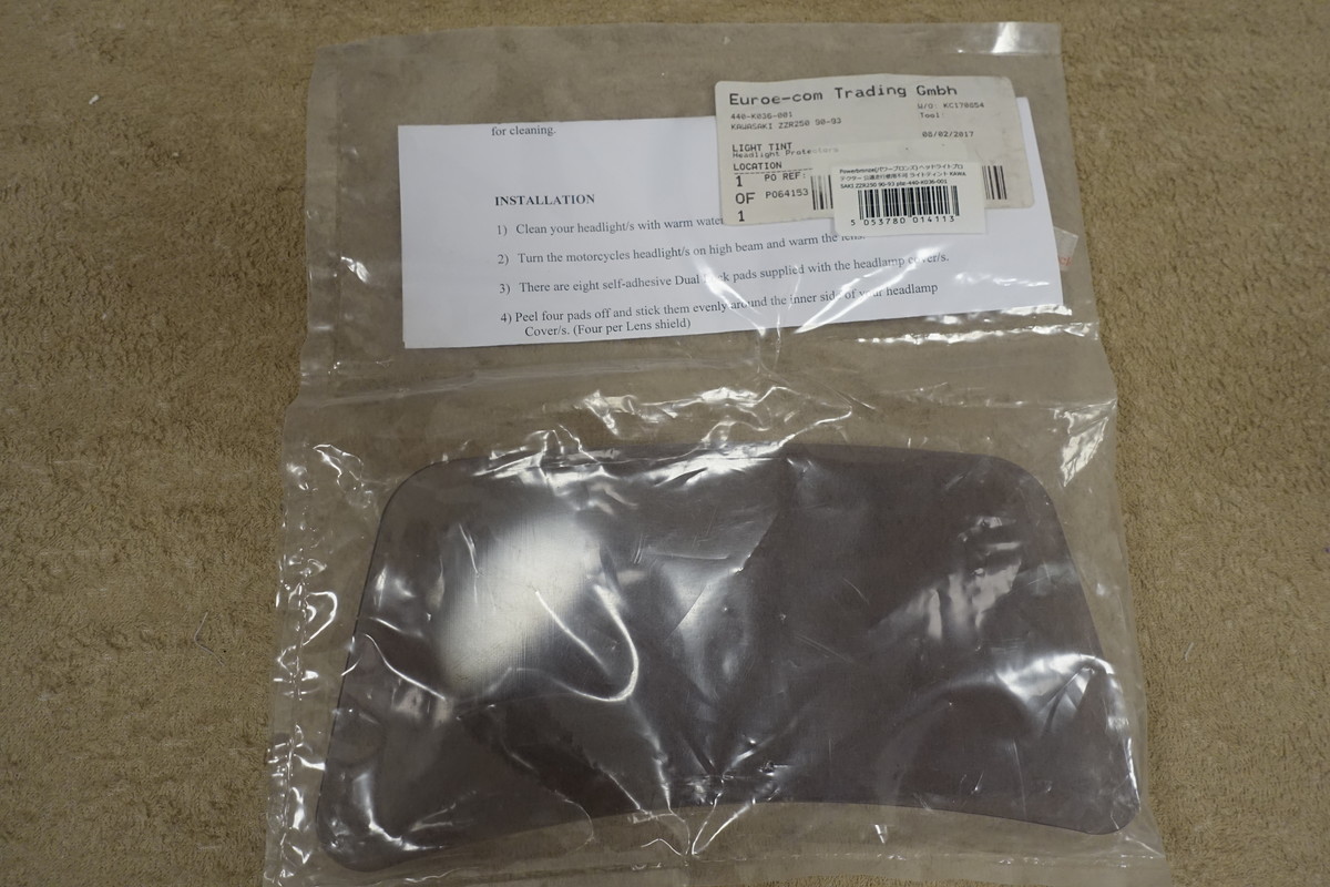 パワーブロンズ ZZR250 (90-93) ヘッドライトプロテクターカバースモーク 公道不可 定価7,264円 pbz-440-K036-001 Powerbronze拍卖