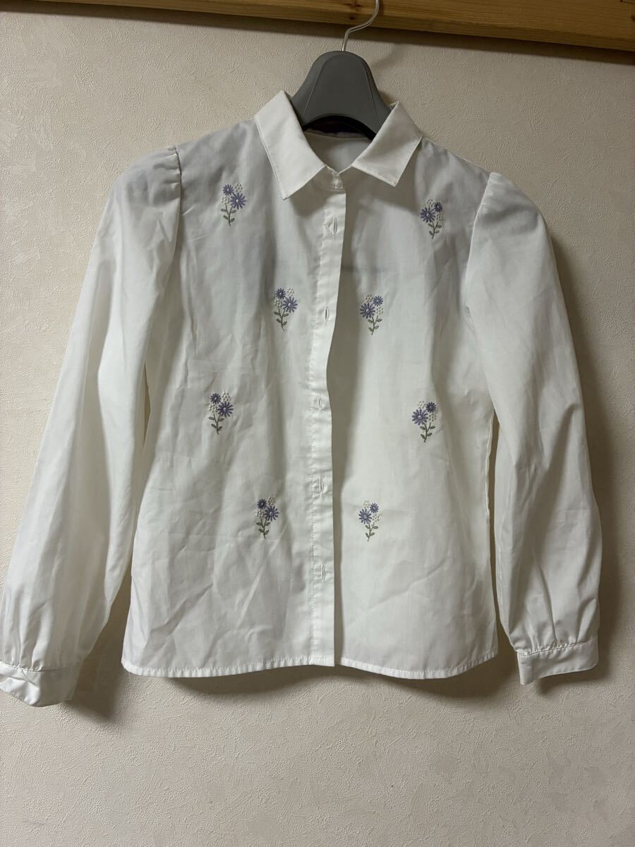 花柄刺繍 白ブラウス女児 女の子サイズ 150拍卖