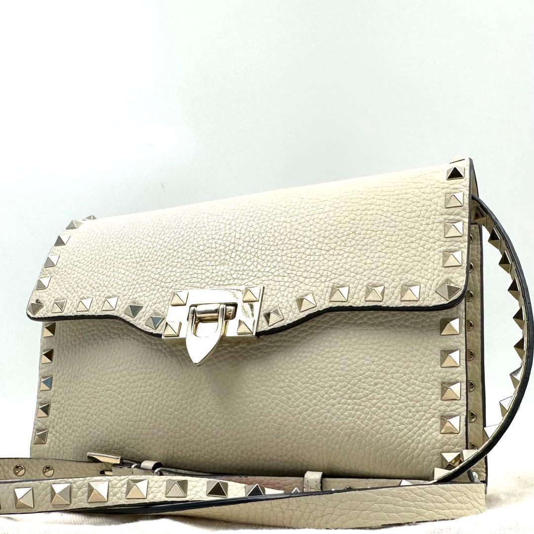 《美品》VALENTINO GARAVANI ヴァレンティノガラヴァーニ ロックスタッズ レザー 2WAY ショルダーバッグ クラッチバッグ アイボリー拍卖