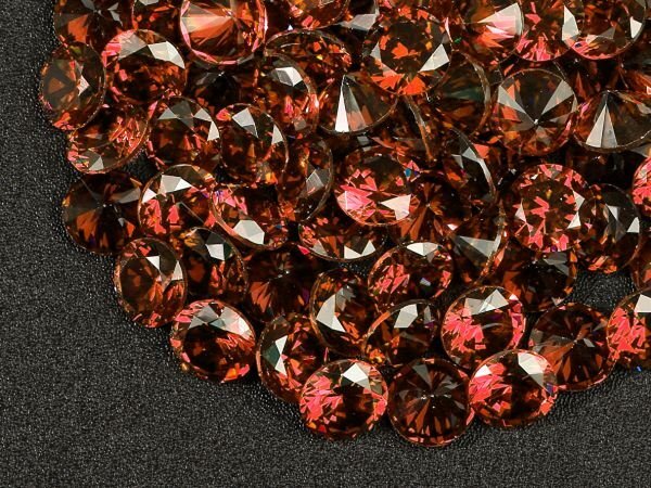 ★レッドカラー キュービックジルコニア ルース 7mm おまとめて大量約50個セット 人工ダイヤモンド ラウンドブリリアントカット Nw75拍卖