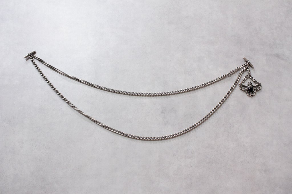 TAGLIATORE★新品1.5万円程度 タリアトーレ ジレ用2連チェーン ラペルチェーン拍卖