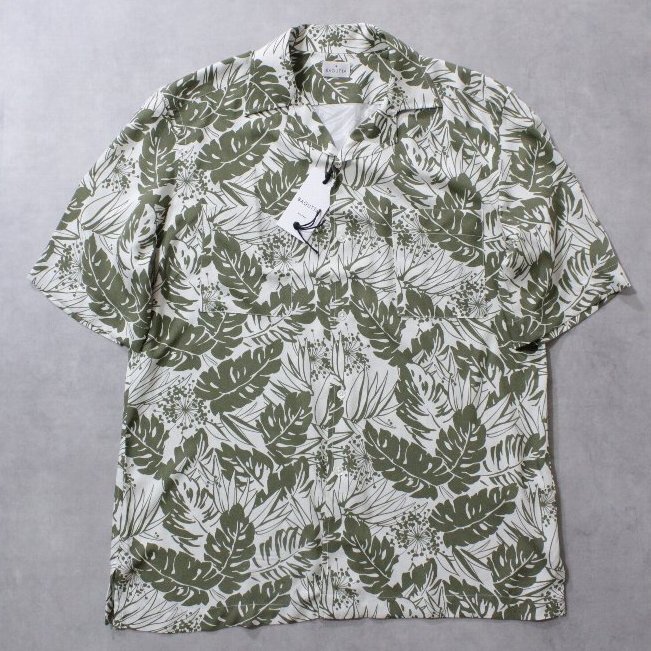 BAGUTTA★新品3.1万円程度 ビスコース素材のボタニカルプリント柄オープンカラー半袖シャツ「NEW MAUI」サイズM 白×緑拍卖