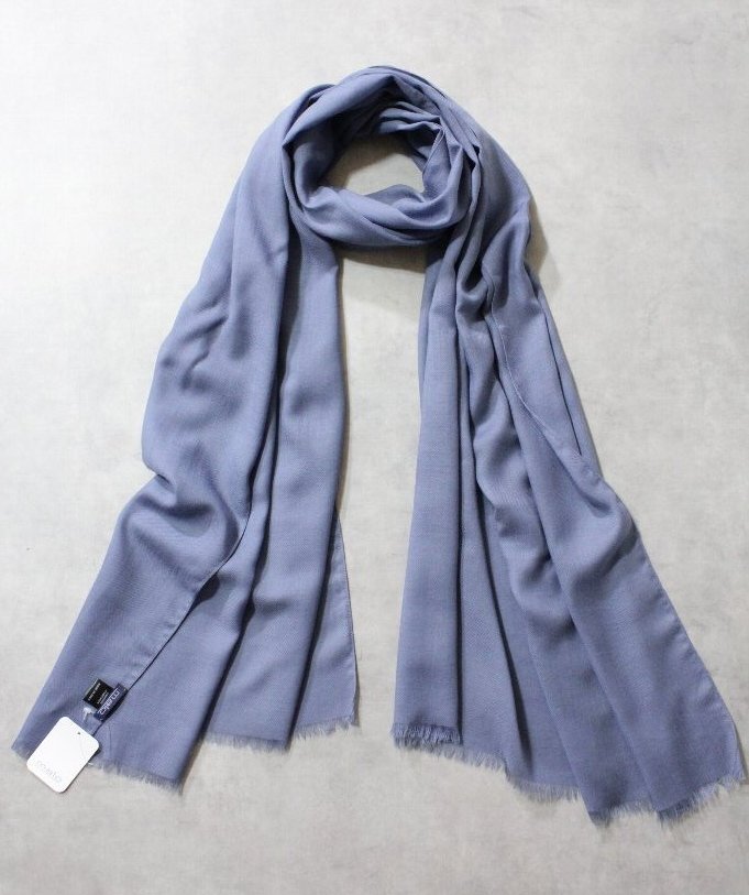 malo★新品6~7万円 マーロ さらっと心地よいカシミアシルク素材の大判薄手ストール サックスブルー 200cm×72cm拍卖