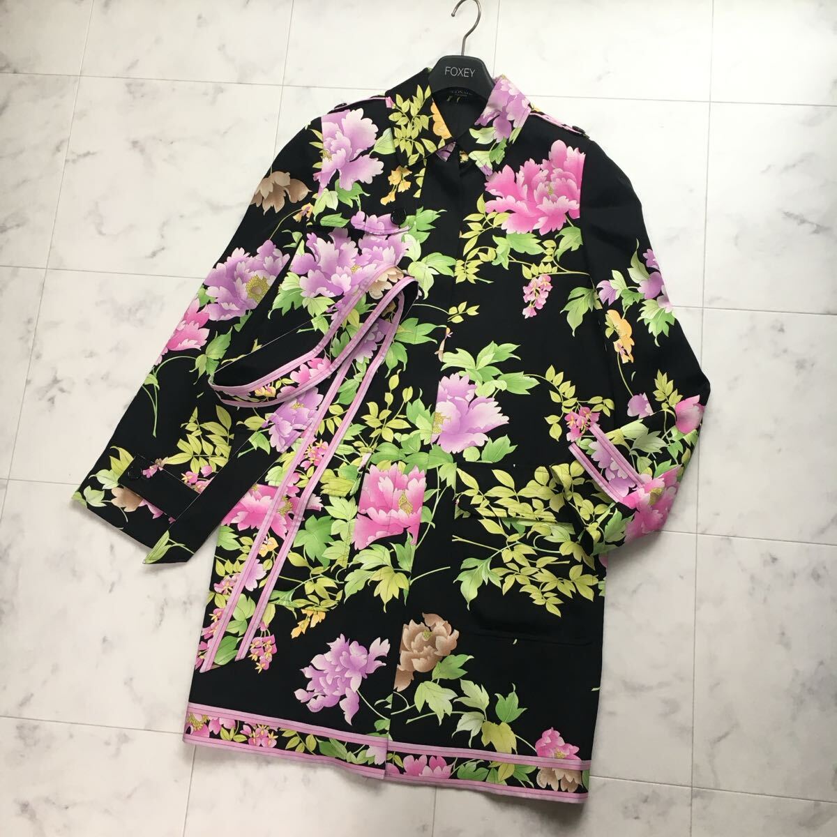 新品同様 LEONARD レオナール 美しい花柄 シルク コート XL 送料無料拍卖