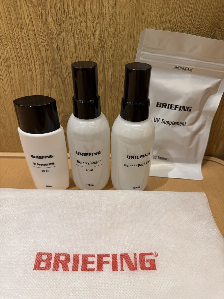 ★【新品】 BRIEFING ブリーフィング コスメセット POUCH ポーチ 黒 ブラック ボディバッグ 拍卖