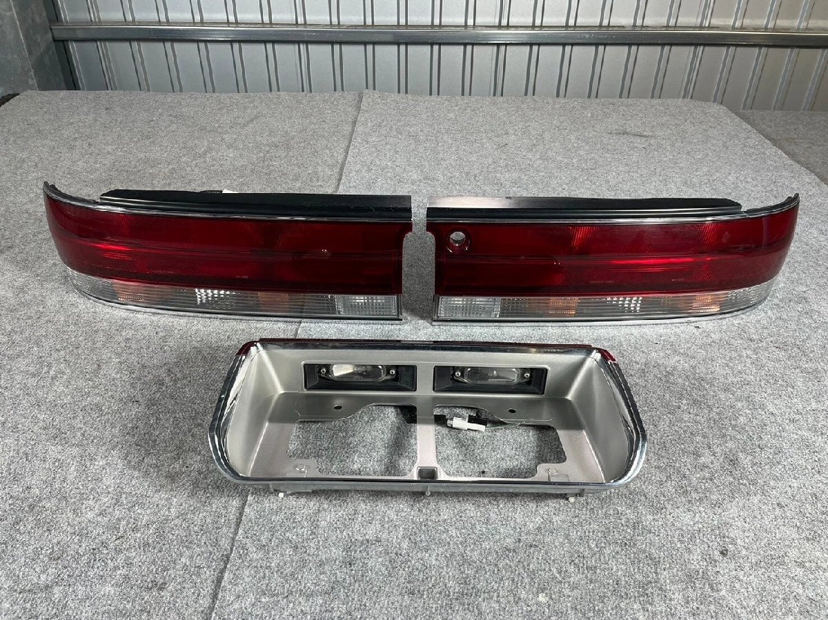 希少! 良品! トヨタ クラウン マジェスタ JZS147 純正 テールランプ テールライト 左右 ICHIKOH7375拍卖