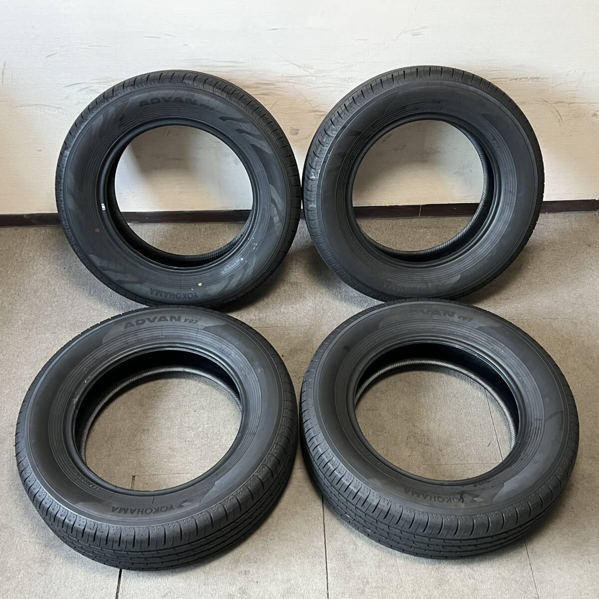 【2025年製!新車外し!】YOKOHAMA ヨコハマ ADVAN アドバン V03 225/65R17 4本セット ハリアー RAV4 エクストレイル CX-8拍卖