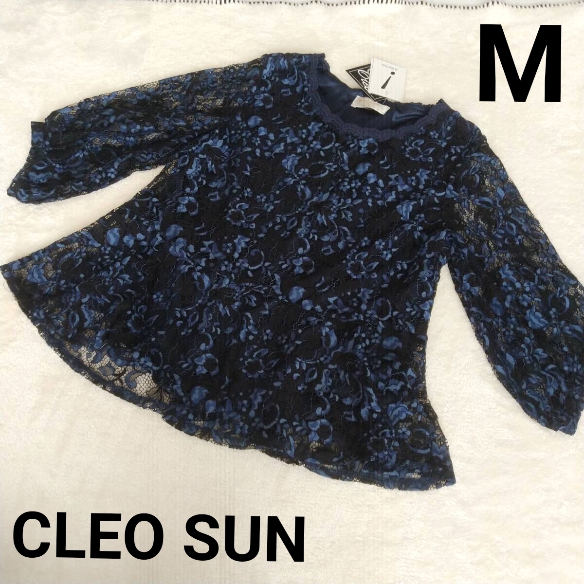 ℃ タグ付き CLEO SUN クレオサン ブルー系ネイビーカラー 花柄レース プルオーバー Mサイズ拍卖