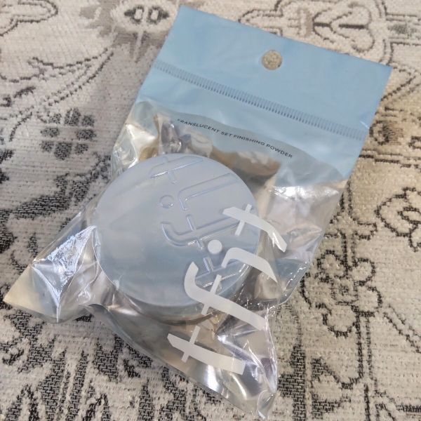 ブルー tfit トランスルーセントセット フィニッシングパウダー 01 ホワイト 3.5g ミニサイズ 未開封拍卖