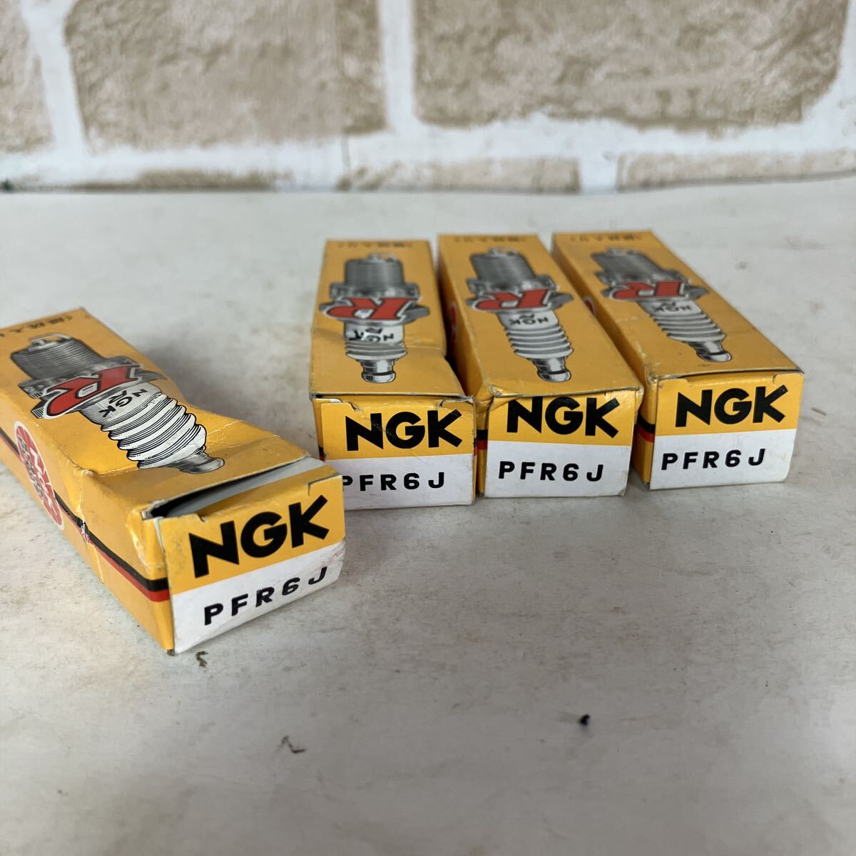 (31)NGK PFR6J 4個セット!スパークプラグ *Φ ×(;) *NO. 車部品 日本特殊陶業 新品拍卖