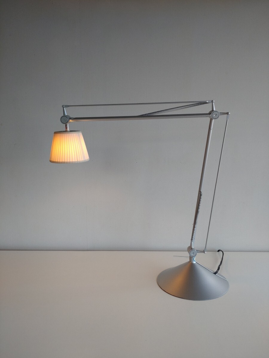 FLOS『ARCHIMOON SOFT By Philippe Starck 』アーキムーン ソフト フィリップ・スタルク デスクライト ヤマギワ カッシーナ拍卖