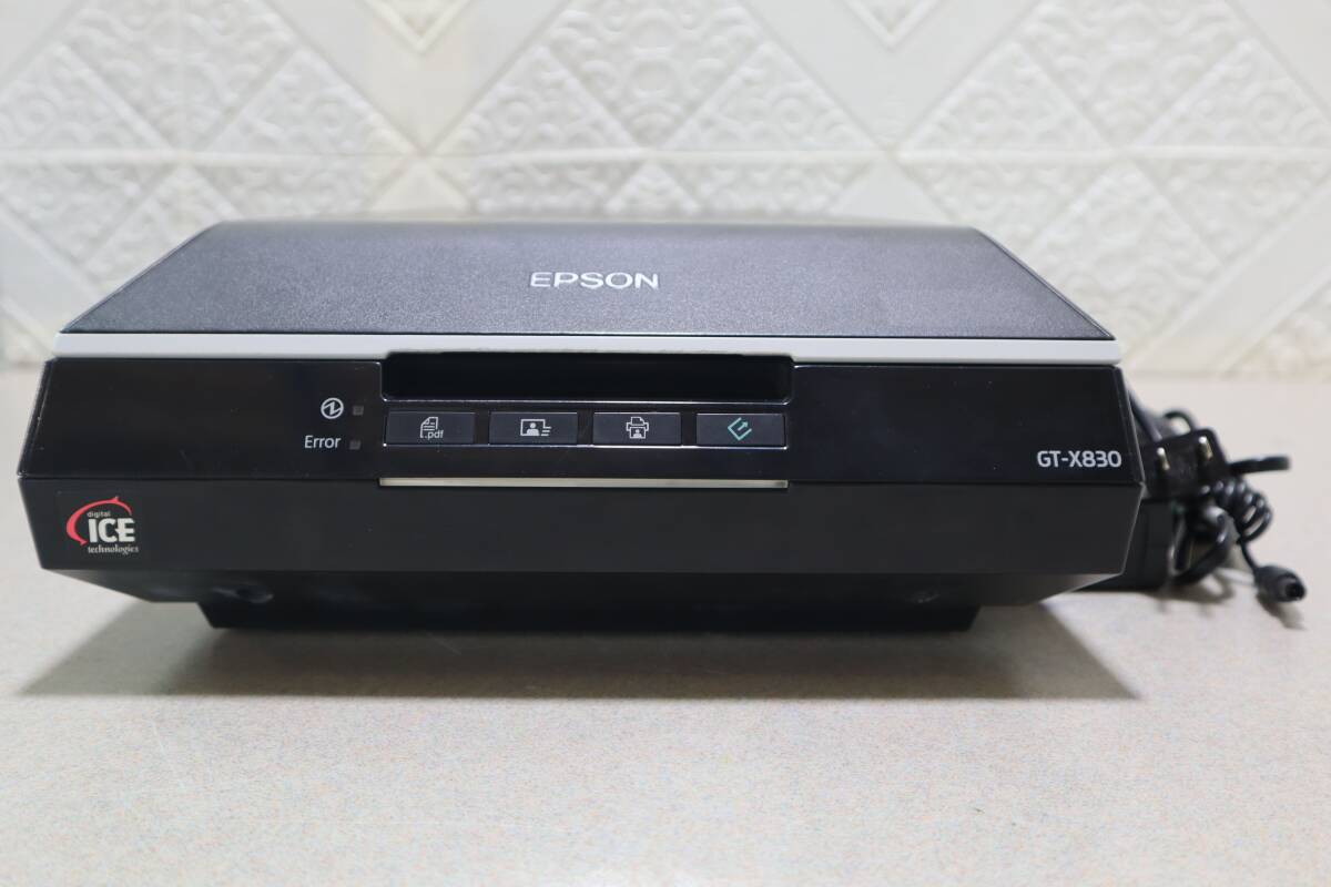 A0255 P EPSON GT-X830 フラットベッドスキャナー A4 高解像度 USB接続 24V ACアダプター付 動作確認済 美品 中古品拍卖