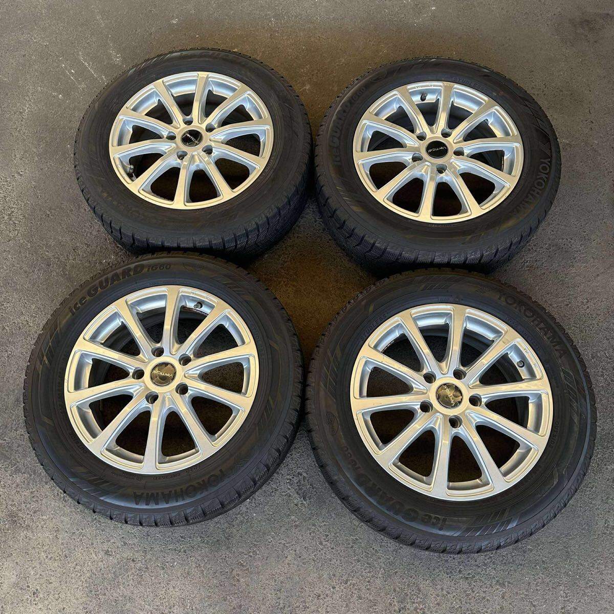【6507】★205/60R16 4本セット冬タイヤヨコハマアイスガードIG60 ホイール16Х6,5J PCD114.3インセット48ハブ73mm 穴5 バランスを調整済み拍卖