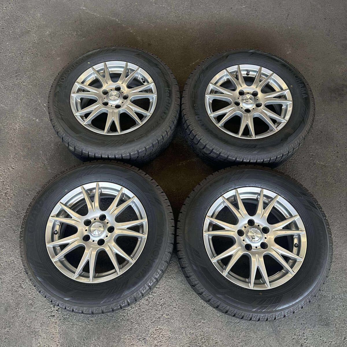 【6523】★ 【送料無料】★ 215/65R16 4本セット冬タイヤバリ山 ヨコハマアイスガードiG60【2022年】ホイール16x6,5J PCD114.3 ハブ73mm穴5拍卖